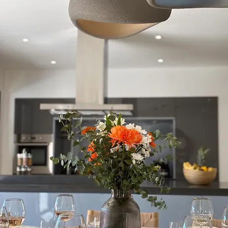 Villa La Maison D'ambrine - *